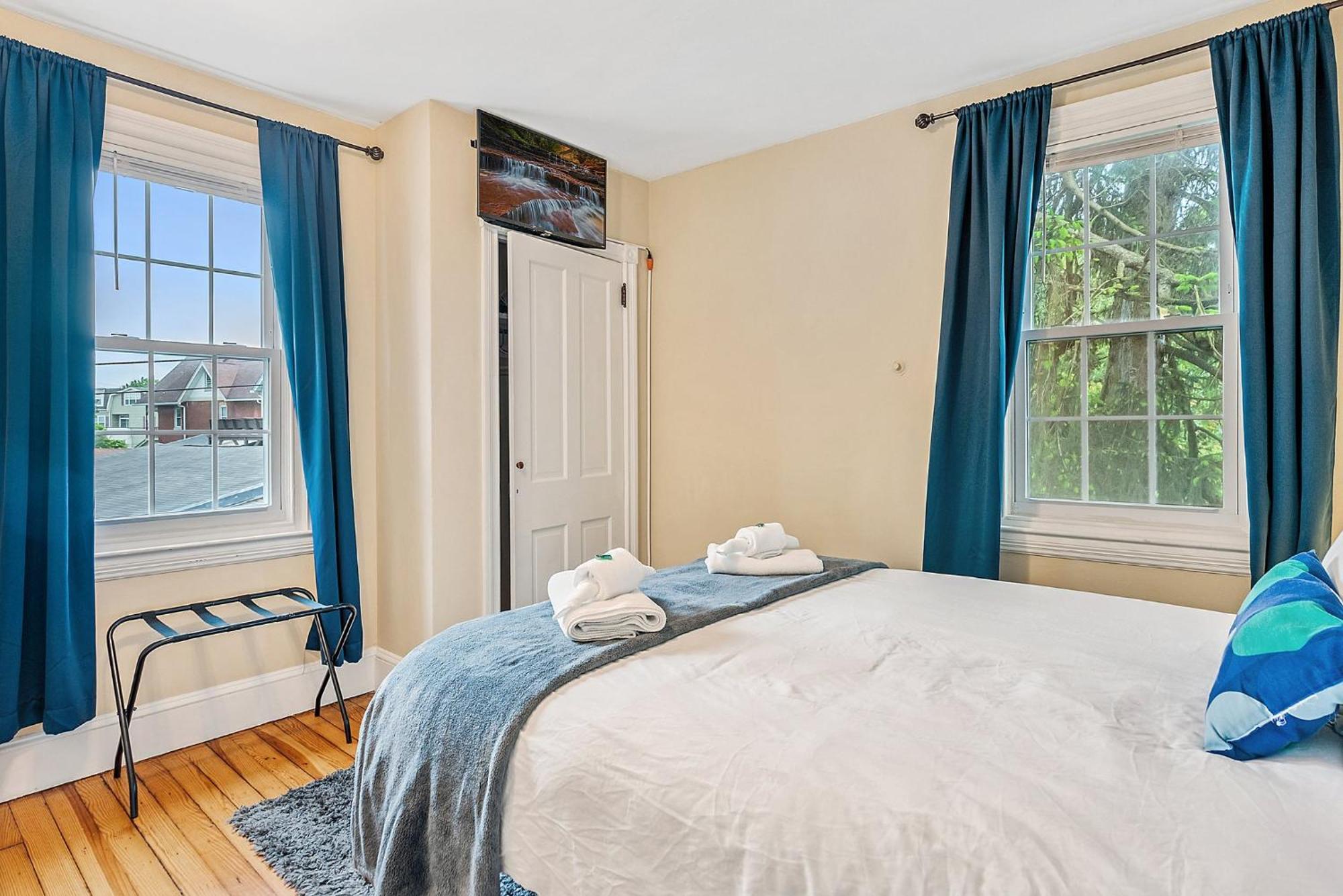 New - Mainline Train, Colleges, Hospital